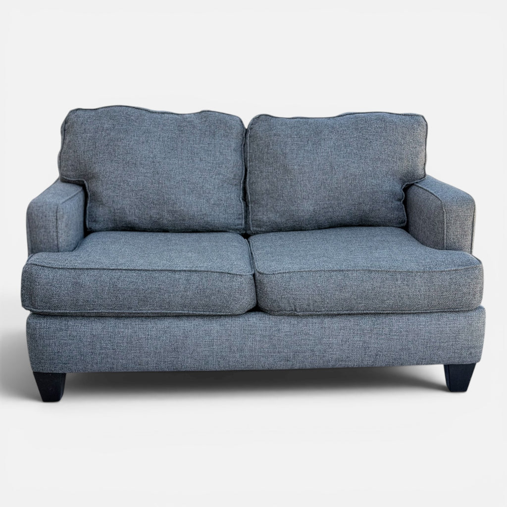 Beautiful 2 Piece Couch Set
