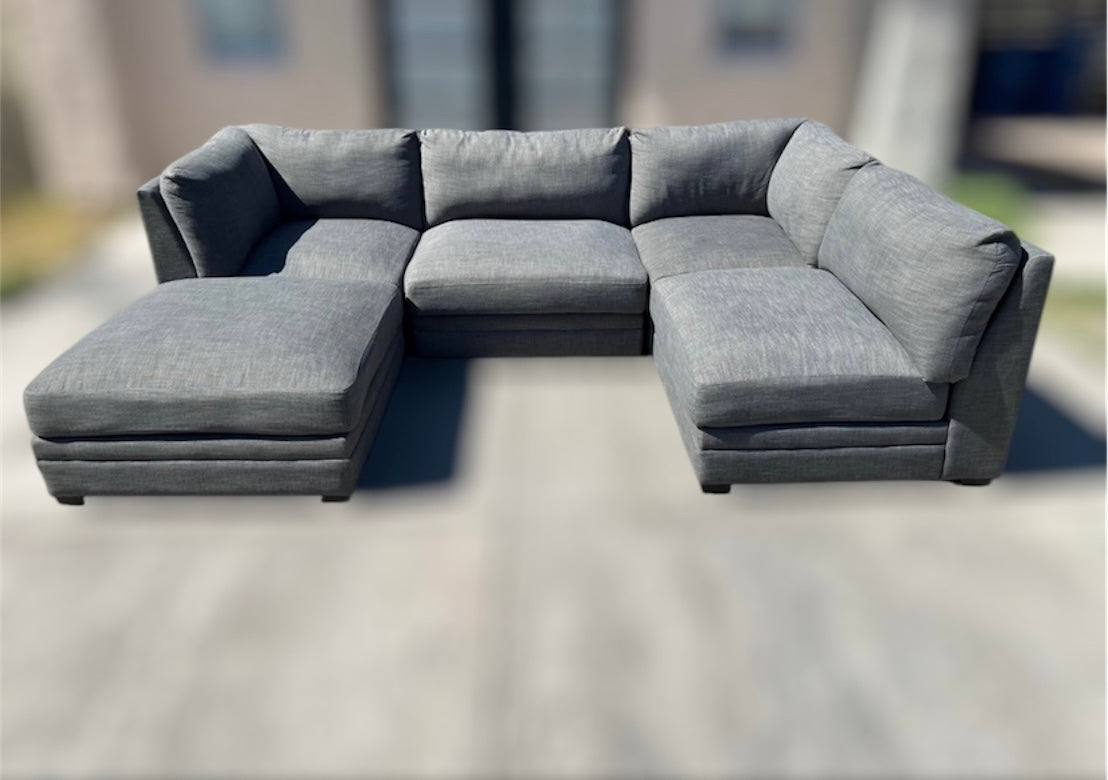 Beautiful 5 Piece Modular Sectional
