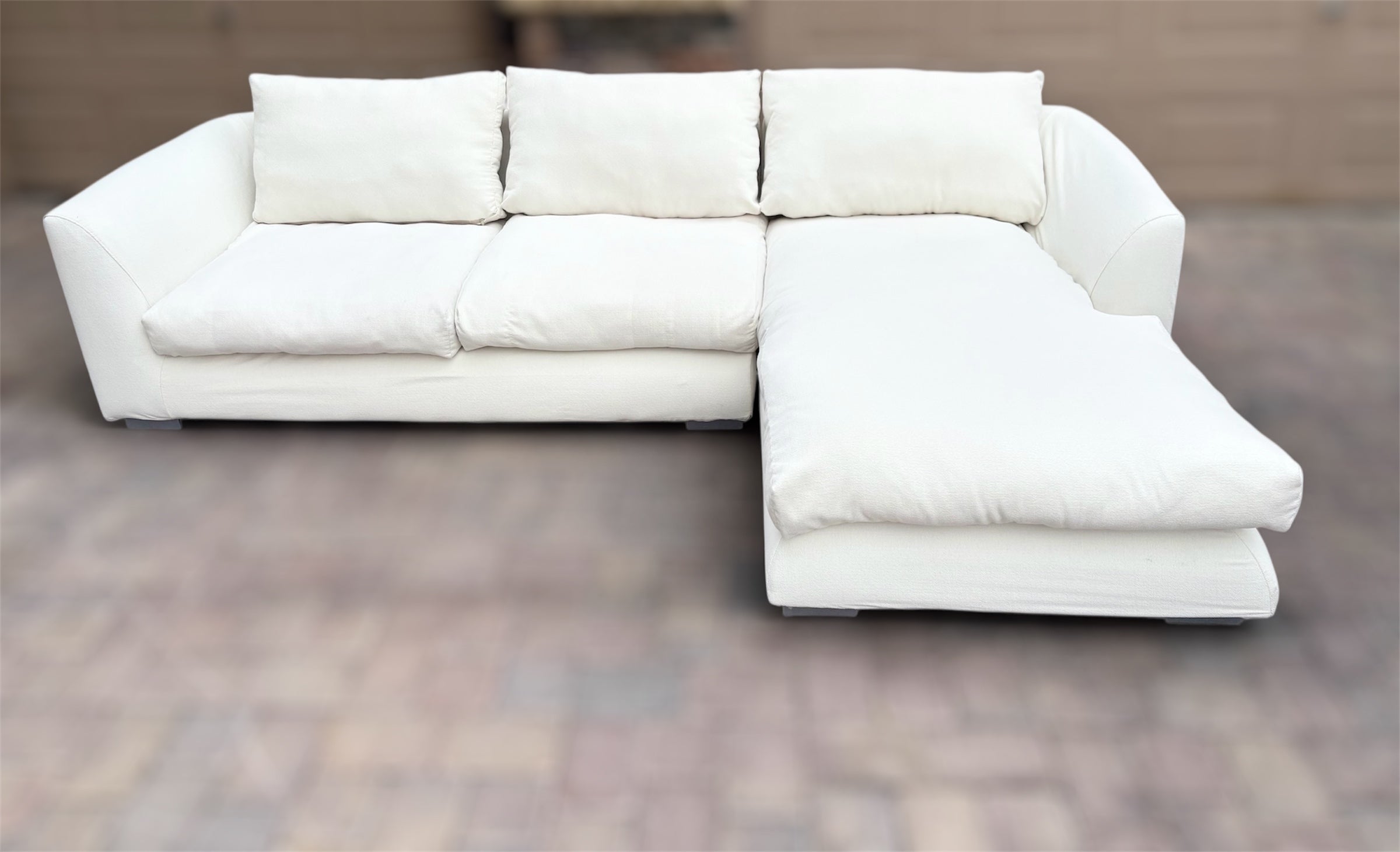 Beautiful Cloud Style Sectional With Chaise