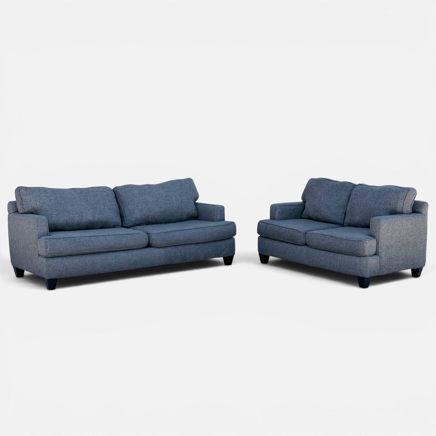 Beautiful 2 Piece Couch Set