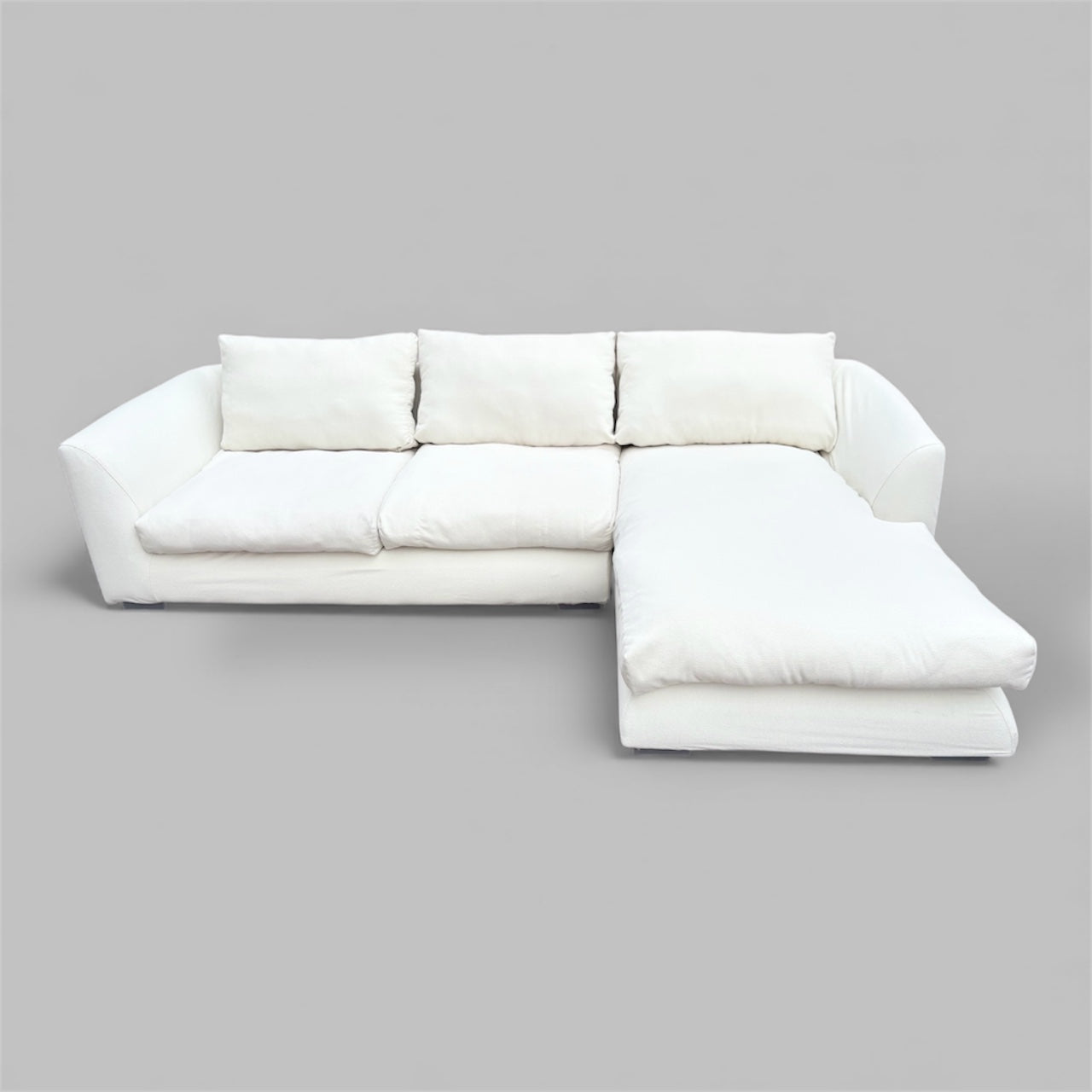 Beautiful Cloud Style Sectional With Chaise
