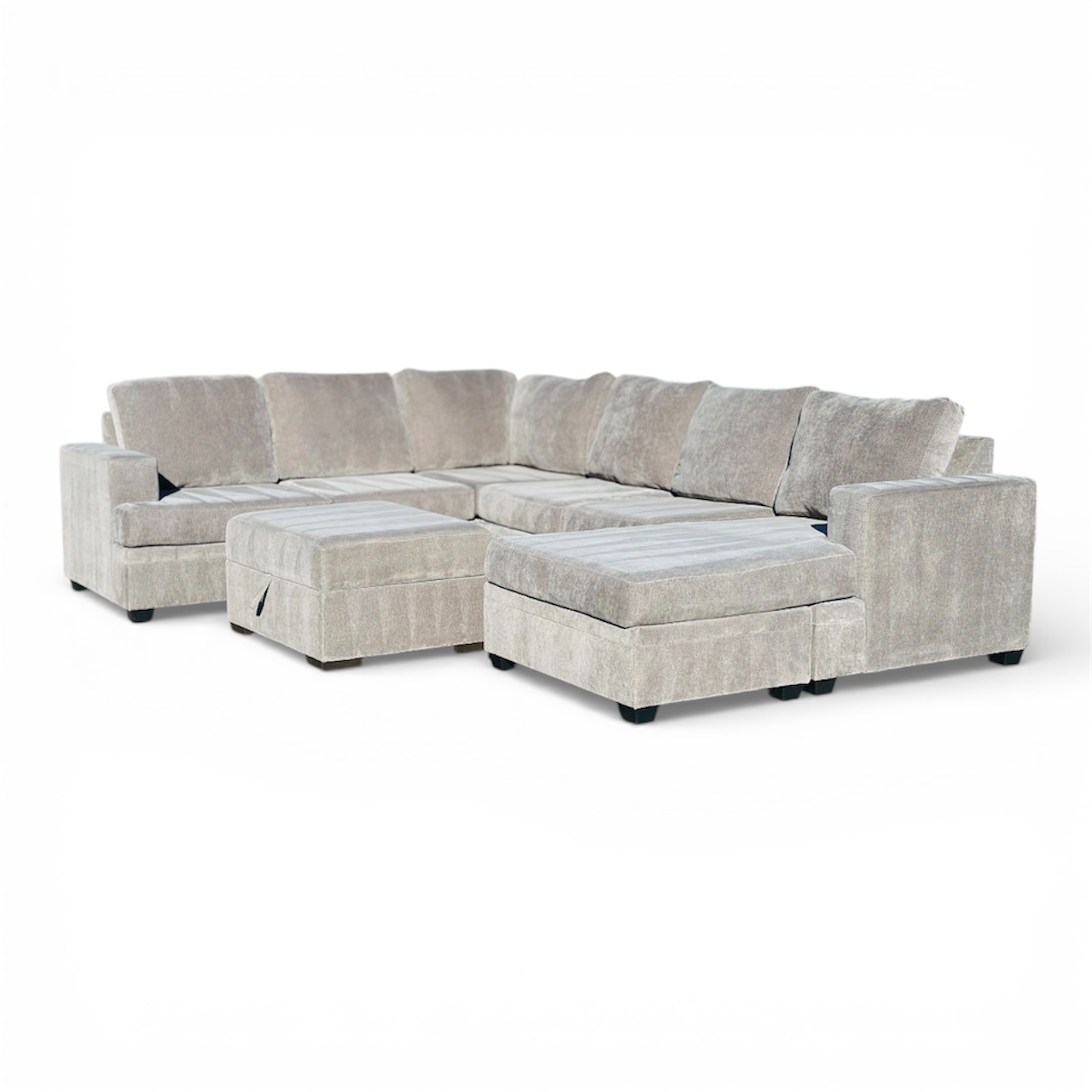 Beautiful Large U Shape Sectional with Reversible Chaise and Ottoman