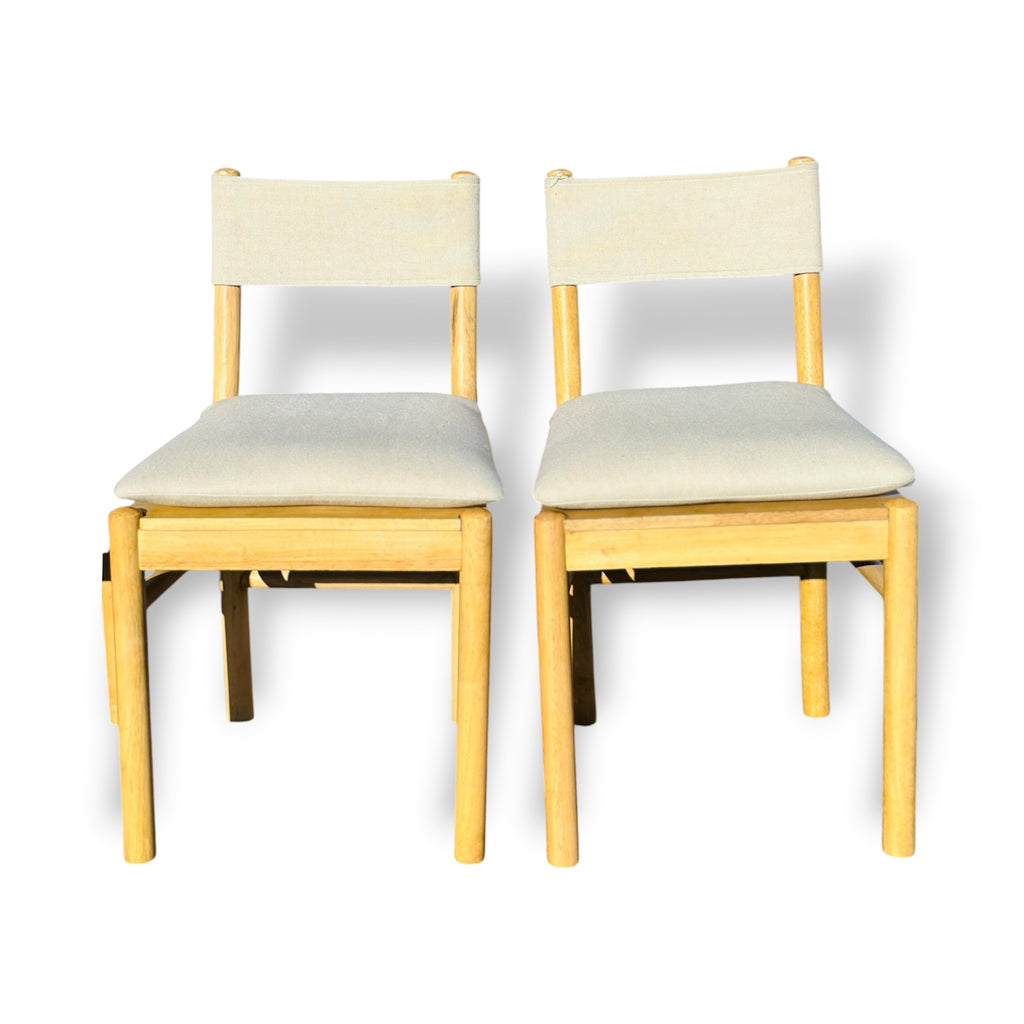 Beautiful 4 Piece Dining Chairs Light Wood with Off White Fabric Threshold Brand